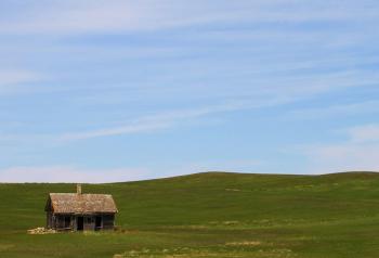 Credit: "Prairie Homestead" by Chitrapa - Own work. Licensed under CC BY-SA 3.0 via Commons - https://commons.wikimedia.org/wiki